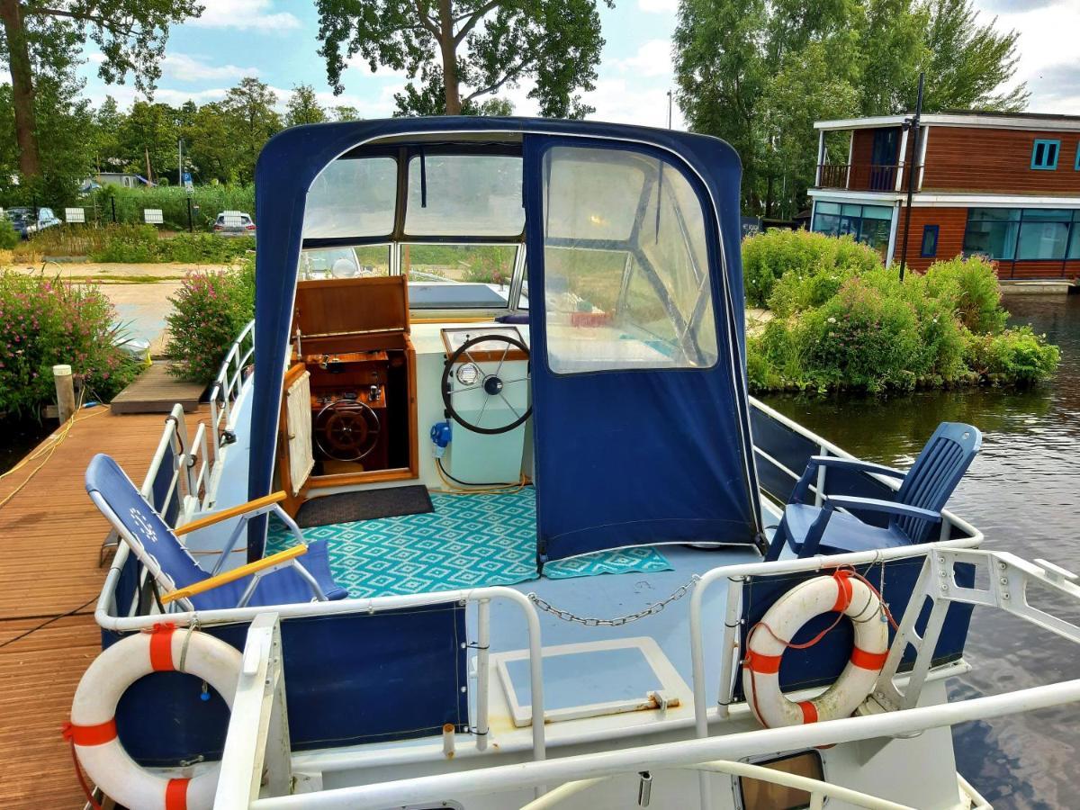 Motor Yacht Amstelle Hotel Amsterdam Bagian luar foto