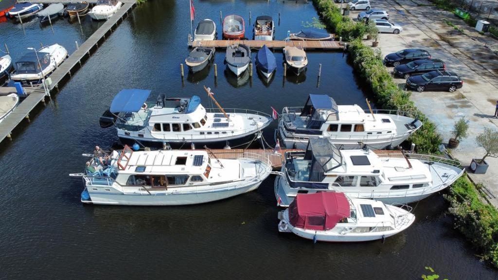 Motor Yacht Amstelle Hotel Amsterdam Bagian luar foto